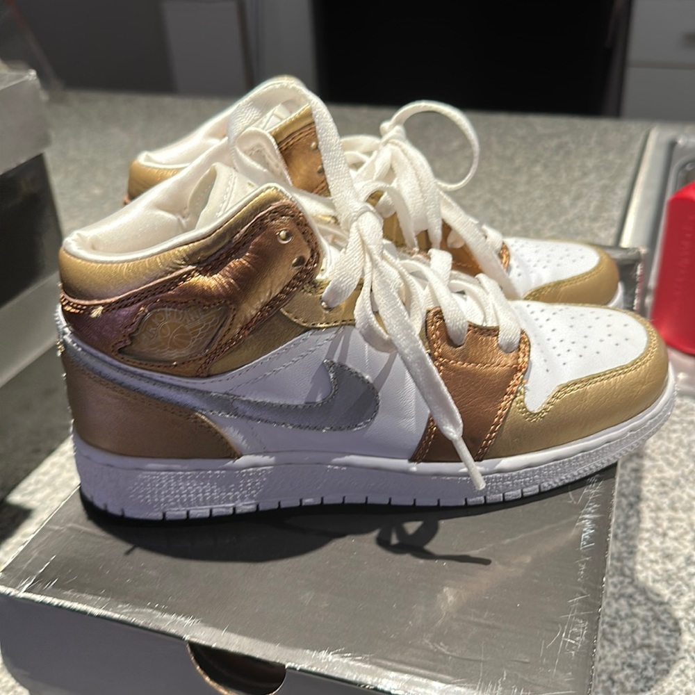Air Jordan 1